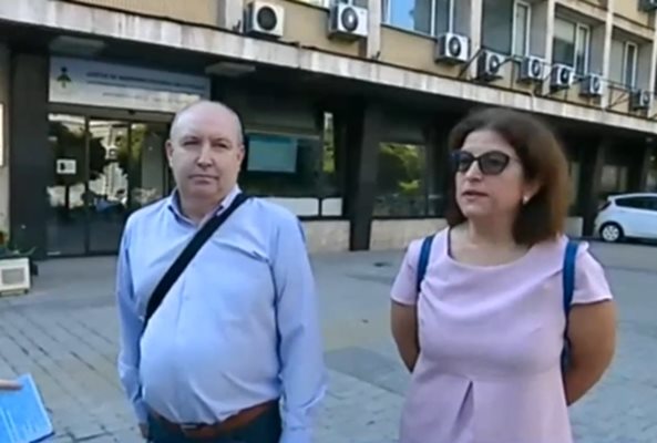 Иван Бъчваров и Елена Гунчева
Кадър: Нова тв