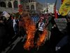 Поне двама са загинали по време на нощните протести в Иран