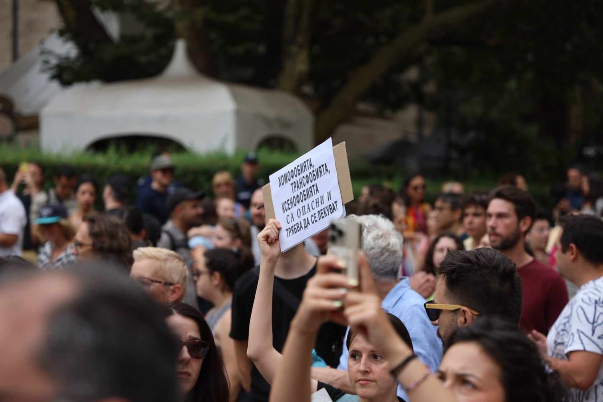 В столичния ж.к. Изток" излязоха на протест срещу застрояването на зелени площи