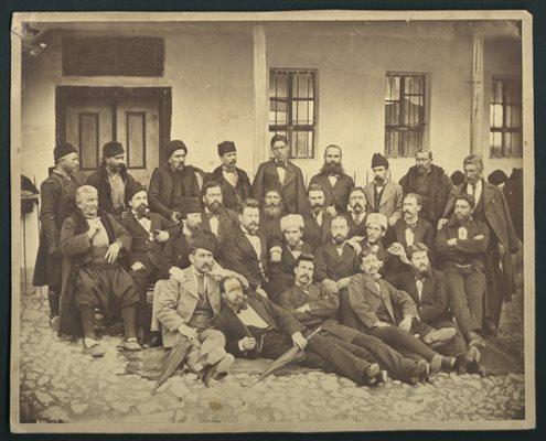 Делегатите от Македония и Тракия в българското Учредително събрание в Търново, 1879 г., сред тях е и Хаджикалчев