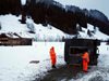 Зимна буря обърна вагон и малък самолет в Швейцария (Снимки)