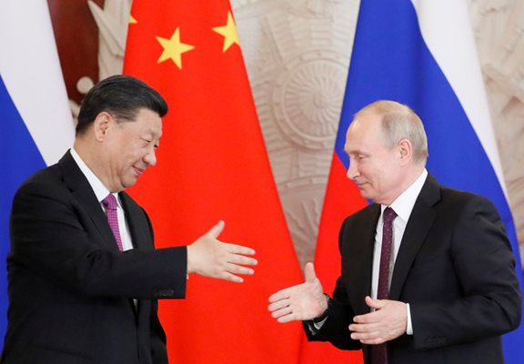 Китай призова за прекратяване на огъня в Украйна чрез диалог