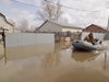 Водата в засегнатите райони в Русия и Казахстан продължава да се покачва