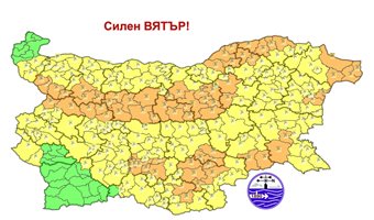 Оранжев и жълт код за силен вятър в цялата страна утре