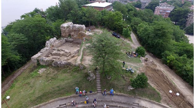 Разкопките в Свищовската крепост продължават