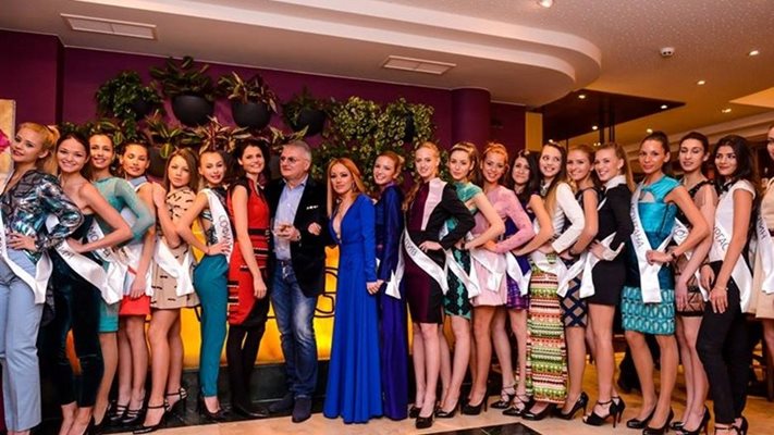 Претендентките за "Мис България" красяха събитието
