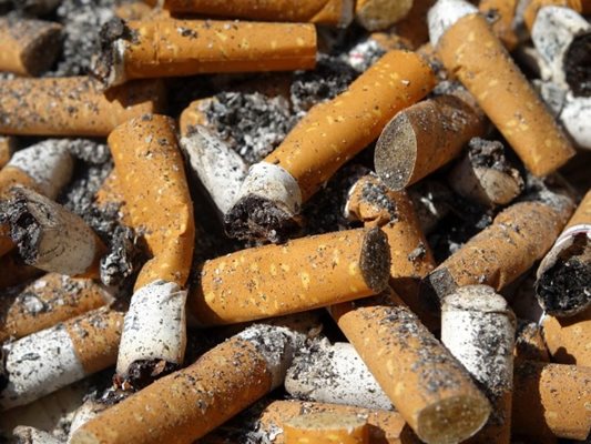 Тръгва кампания срещу цигарените  фасове по земята