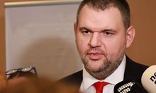 Делян Пеевски се кандидатира за лидер на ДПС, Ахмед Доган болен от грип