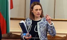 Ива Митева назначена в парламента на мястото на царски депутат