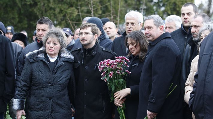 Севда Панова със сина Павел, дъщерята Изабела и Андрей Аспарухов (от ляво на дясно)