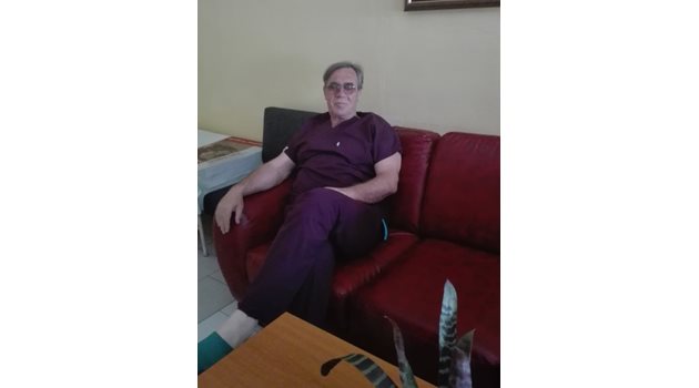 Д-р Николай Недев, началник на отделението по неврохирургия в УМБАЛ Бургас.