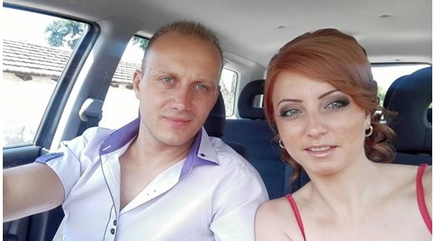 Ефрейтор Валентин Димов и съпругата му Снимка: личен профил във фейсбук