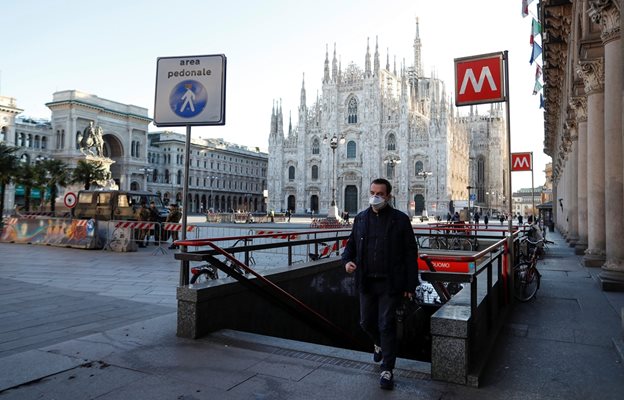 Центърът на Милано все още е отцепен.