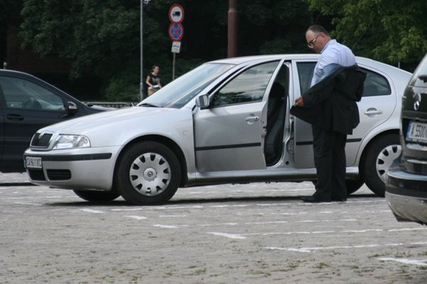 Кузов шофирал личната си кола по време на инцидента