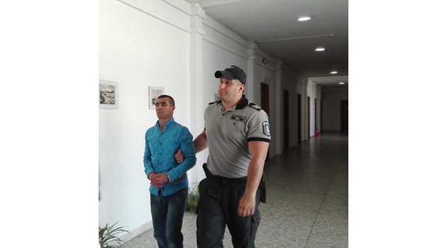 Подсъдимият Мехмед Юсеин се призна за виновен. Снимки:Тони Щилиянова