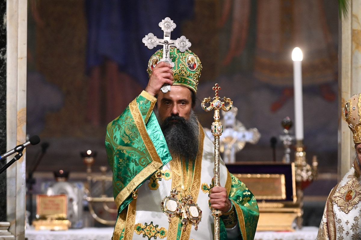 Патриарх Даниил не е проводник на путинската политика, а е против измислената нова украинска църква