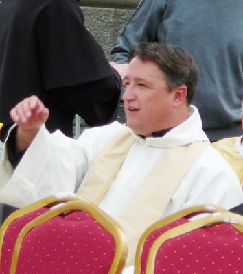 Свещеникът на врачанската католическа енория о. Койчо Димов.