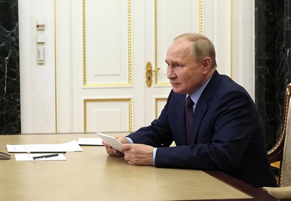 Владимир Путин: Ударът по Каховската ВЕЦ е варварска акция на Киев