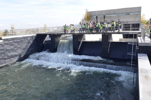 Пречиствателната станция на “Софийска вода”. Показателят за качество на пречистване е изпълнен на 100%.

СНИМКА: “24 ЧАСА”