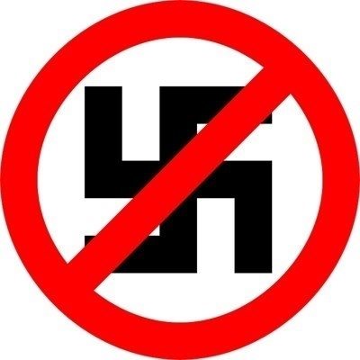 Сувенири с нацистки символи са широко разпространени в туристически райони в страната СНИМКА: Pixabay