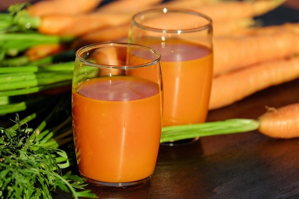 Морковеният сок е задължителен за добро очно здраве