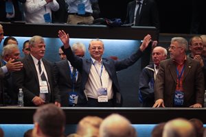 Доган се обяви против изборите 2 в 1, очаква нов договор за НАТО