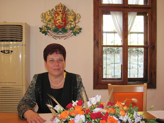 Кметицата Иванка Петрова