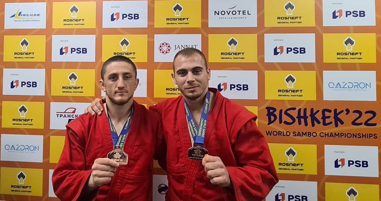 България завоюва още два бронзови медала на световното по самбо в Бишкек, спечели общо три