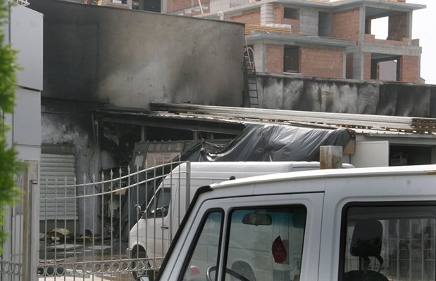 Образувано е досъдебно производство за пожара