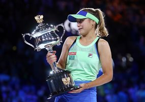 Американката София от Москва с BG мениджър спечели Australian Open
(Видео)