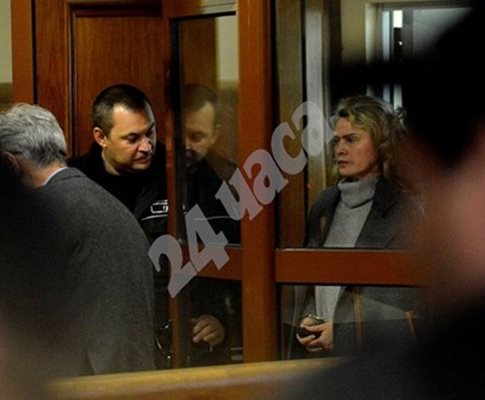 Пускат Елена Динева от ареста с мярка "подписка" СНИМКА: Йордан Симеонов/Архив