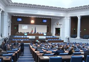 Парламентът прие на първо четене промени в Закона за здравното осигуряване.