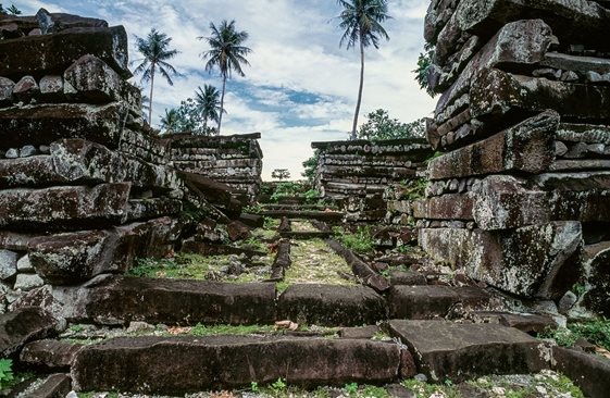 Загадъчни цивилизации построили мегалитен град насред Тихия океан