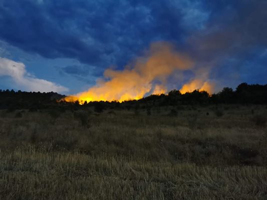 Пожарът  в първомайското село Искра.