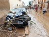 Жертвите от наводненията на остров Майорка вече са 12 (Снимки)