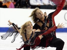 Двукратните световни шампиони при танцовите двойки Албена Денкова и Максим Стависки може да участват пак в шоуто “Ледена епоха”, ако в Русия намерят спонсори за още един сезон в тв проекта. 
СНИМКА: БТА