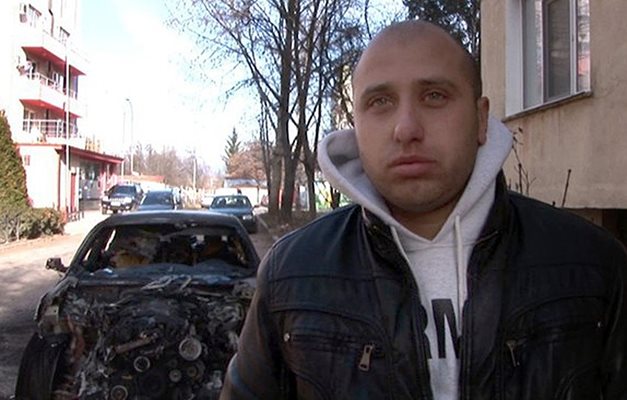 Дурхан Орхан, чиято кола беше опожарена от ревнивеца кап. Иван Русев.