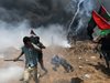 Близо 20 жертви при нови сблъсъци в Газа (Снимки)