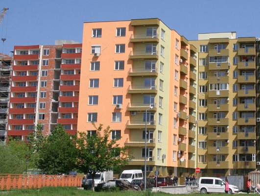 Санираните блокове в Пловдив изглеждат като чисто нови.