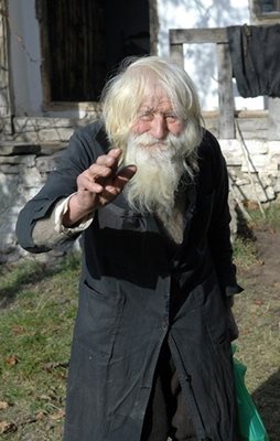 Дядо Добри / Снимки: България Днес и личен архив