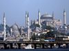 Истанбул отчита рекорден спад на туристите