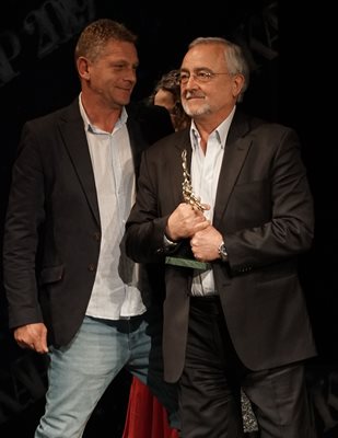 Директорът на Народния театър с поредната награда за трупата в компанията на Юлиян Вергов