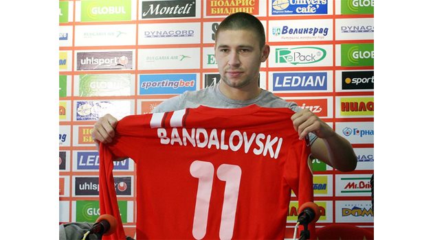 СЕФТЕ: Защитникът на ЦСКА Иван Бандаловски за кратко се появи на терена едва в самия край на полусезона.