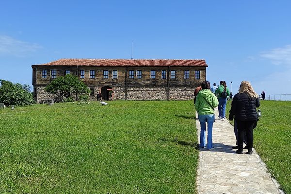 Разходката из острова е незабравимо преживяване.