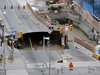 Гигантска дупка се отвори на улица в Отава