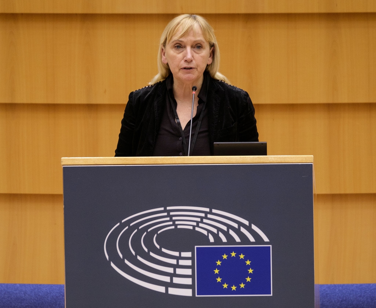 Елена Йончева: Европейският парламент ще изиска ЕС да помогне за освобождаването на отвлечените българи в Йемен