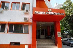 Подменят уличните лампи в община Стамболийски за 360 хил. лв.