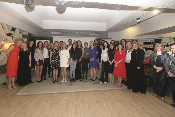 Първата церемония по отличаване на най-вдъхновяващите жени в България завърши под силни аплодисменти