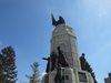 Отмъкнаха щитовете на войниците от емблематичен паметник във Велико Търново