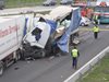 Вижте снимки от катастрофата на магистрала "Тракия"